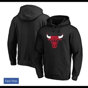 Chicago Bulls Fanatics Branded Logo Pullover Hood